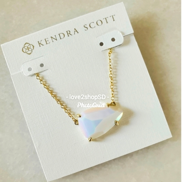 Kendra Scott Iridescent White Isla necklace - Picture 4 of 5